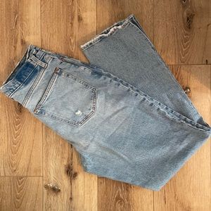 A&F 90’s Straight Ultra High Rise Sz 10/30R Curve Love